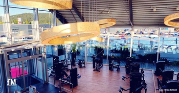Lichtdurchflutete Räume und Geräteausstattung führender Hersteller im neuen Studio Fitness Rottweil
