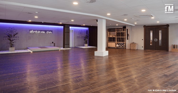 Blick in einen Trainingsraum des neueröffneten Boutique Studios John & Jane's Soulbase in Berlin.