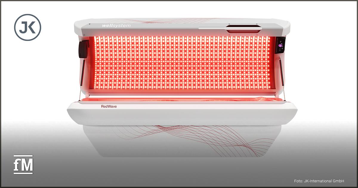 wellsystem RedWave: weißes Gerät vor weißem Hintergrund mit tausenden von Hochleistungs-LEDs zur Anwendung von Rotlicht und Nahinfrarot