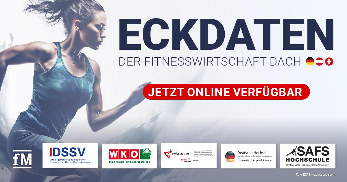 Sportliche Frau im Lauf-Outfit vor hellem Hintergrund mit Text 'Eckdaten der Fitnesswirtschaft DACH – Jetzt online verfügbar' und Logos von DSSV, WKO, swiss active, DHfPG und SAFS Hochschule.
