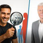 Ein Mann hält eine Lupe vor sich, in der ein Fitnessstudio mit Laufbändern zu sehen ist. Rechts im Bild steht ein älterer Mann im grauen Anzug und lächelt freundlich. Oben links sind die Logos der Deutschen Hochschule für Prävention und Gesundheitsmanagement und des DSSV zu sehen.