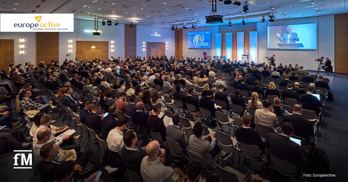 EHFF 2026 Vortragssaal mit vielen Zuschauerinnen und Zuschauern auf dem EHFF 2025