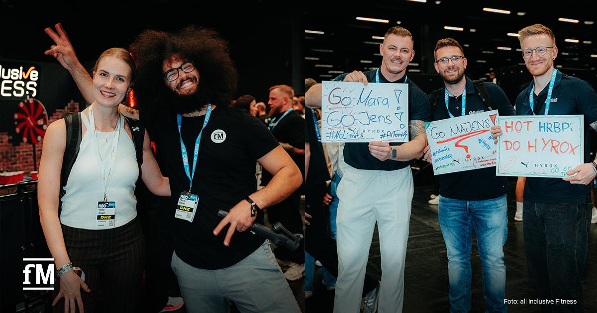 Zweiteilige Aufnahme am Messestand: links stehen zwei Personen vor einem beleuchteten „all inclusive FITNESS“-Schriftzug, rechts halten drei Männer handbeschriebene Motivationsschilder für die HYROX-Teilnehmer hoch.