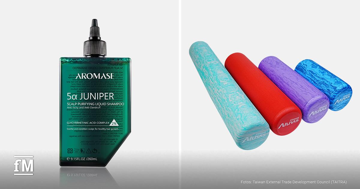 Links eine grüne Flasche mit schwarzem Deckel auf weißem Hintergrund, rechts vier zylindrische Schaumstoffrollen in den Farben türkis, rot, lila und blau nebeneinander angeordnet.