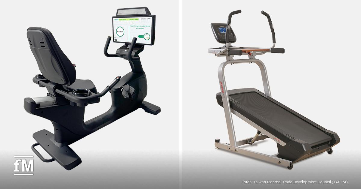 Links ein Liegefahrrad mit Display und Sitz, rechts ein Laufband mit Haltegriffen und Monitor, beide freigestellt vor hellem Hintergrund.