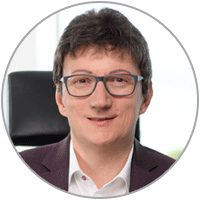 Porträtfoto von Prof. Dr. Jörg Loth