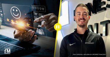 Links: symbolische Darstellung digitaler Kundenzufriedenheit mit fünf Sternen und Smiley über Smartphone und Laptop. Rechts: Ein Mann in schwarzer Sportkleidung mit MYOKRAFT-Logo steht lächelnd in einem modernen Fitnessstudio.