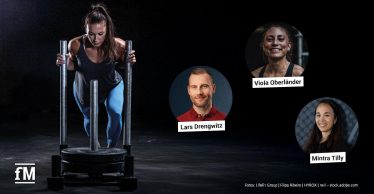 Linke Bildhälfte zeigt eine Athletin frontal beim Schieben eines Gewichtsschlittens mit vertikalen Griffstangen auf dunkler Trainingsfläche; rechte Bildhälfte enthält drei kreisförmige Porträtbilder, oben rechts Viola Oberländer, mittig Lars Drengwitz, unten rechts Mintra Tilly, jeweils mit Namensbeschriftung