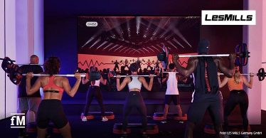 Mitglieder langfristig motivieren: Fitnessstudios können die Lücke zwischen digitaler und physischer Welt schließen und ihren Mitgliedern ein ganzheitliches Trainingserlebnis bieten.