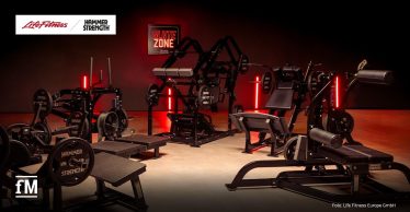 Hammer Strength GLUTE ZONE mit mehreren Krafttrainingsgeräten auf einer Trainingsfläche